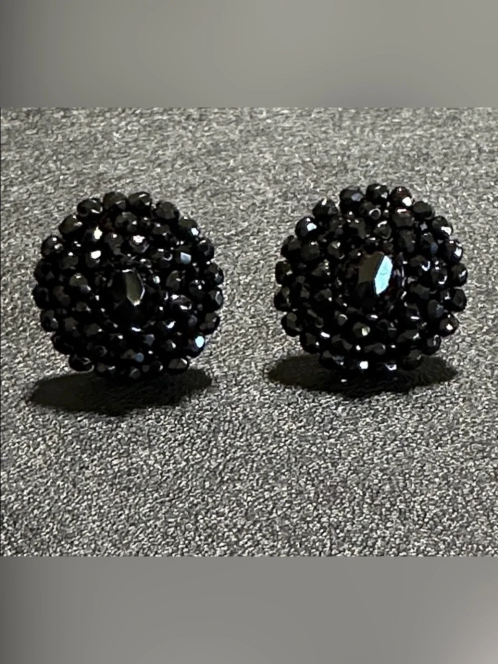 LC Lauren Conrad Black Faceted Glass Beaded Vintage Clip On Earrings